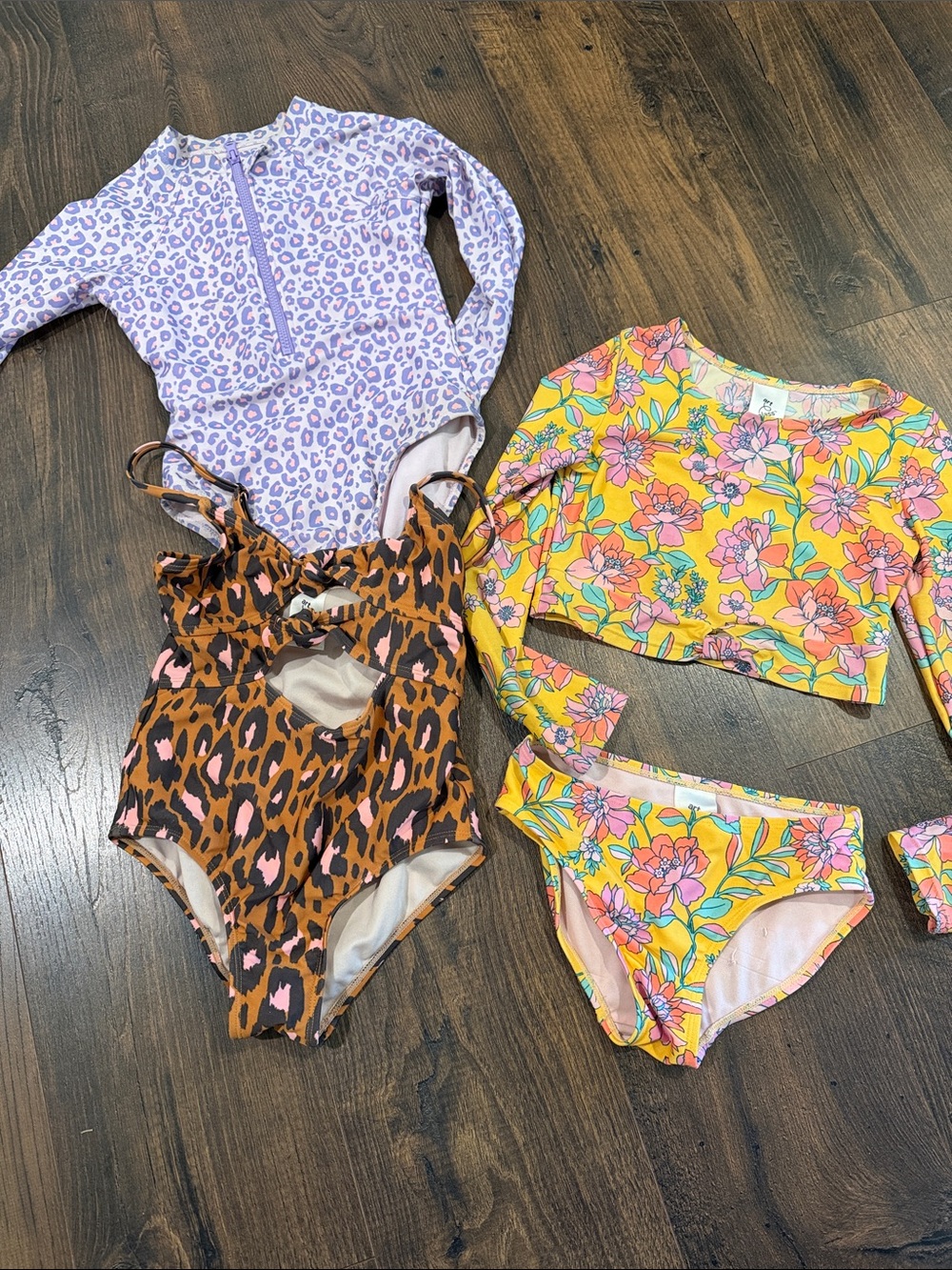 Girls 6/7 swimsuits